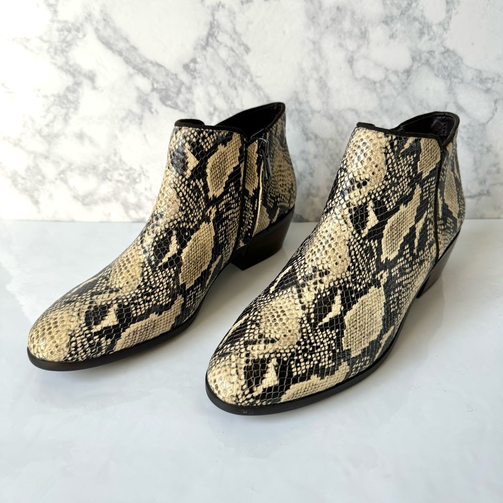 Sam Edelman Petty Cream/Black Snakeskin Stacked Heel Booties Size 9.5 M
